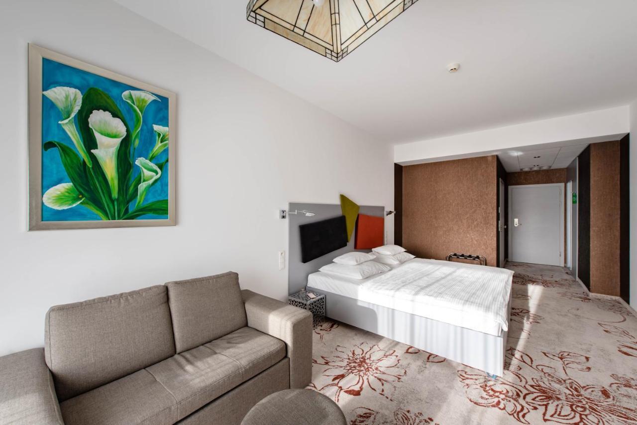 Hotel Lenart Vělička Exteriér fotografie