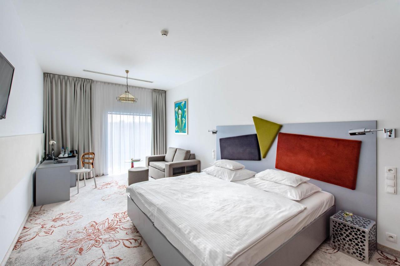 Hotel Lenart Vělička Exteriér fotografie